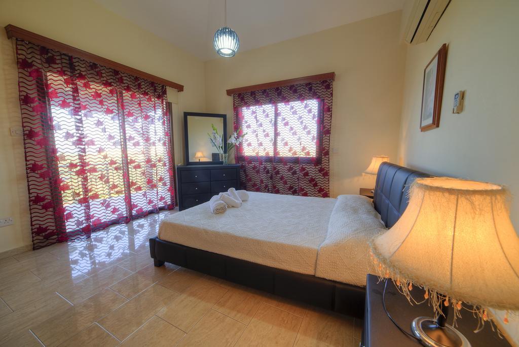 Villa Paradise Pafos Pokój zdjęcie